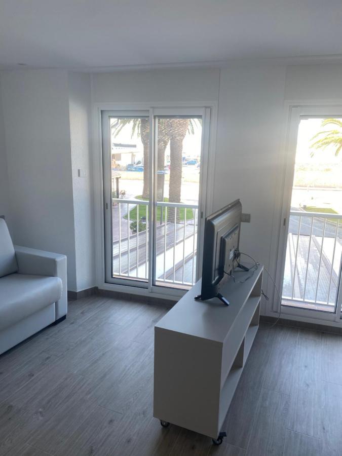 Loft Amb Vistes Al Mar By Apartaments La Catifa Palamos Exterior photo
