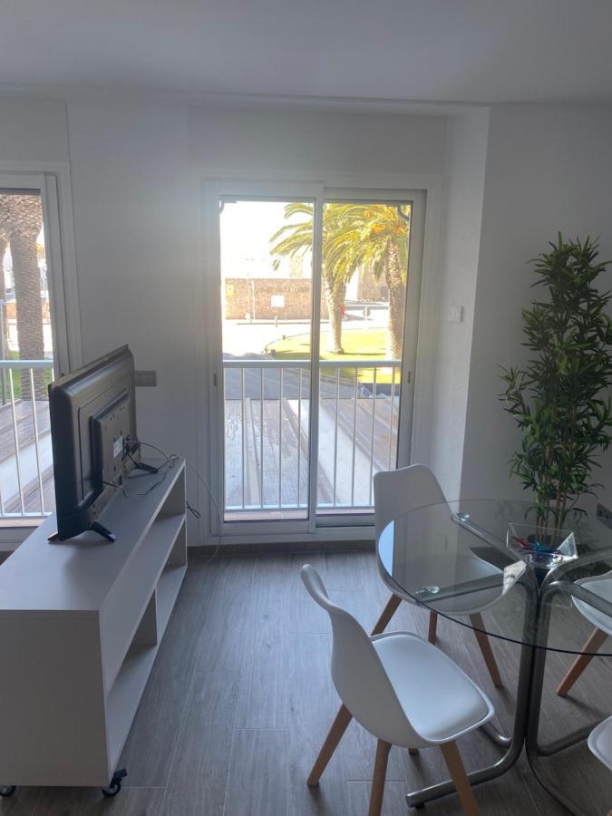 Loft Amb Vistes Al Mar By Apartaments La Catifa Palamos Exterior photo